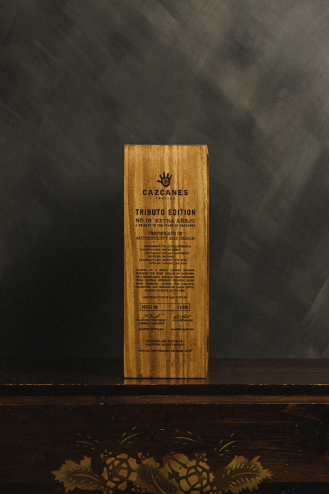 Cazcanes No. 10 Tributo Edition commemorative wooden box
